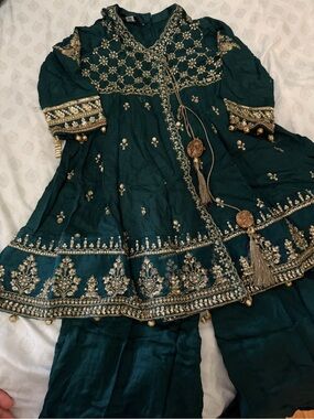 Girls Emerald Green Embroidered Formal Dress with Gold Accents